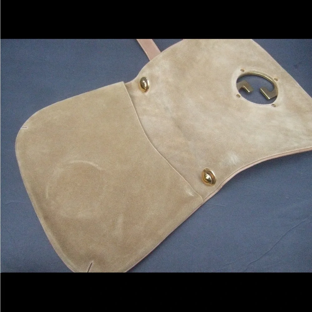 RARE 1970s vintage blondie shoulder bag in tan- only available in this color - Picture 7 of 14